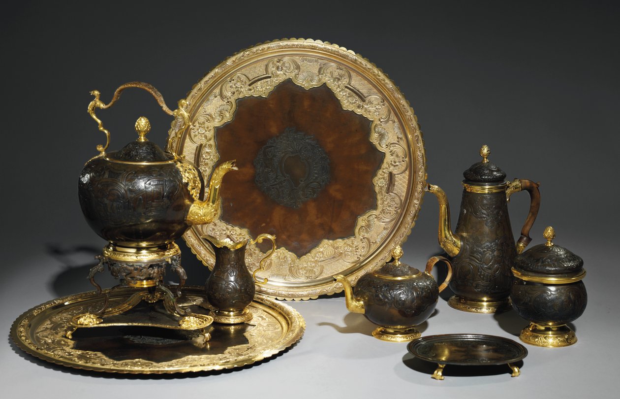 Te- og kaffeservering, sandsynligvis ved Demidoff-værkstedet, Ural, ca. 1770 af Russian School