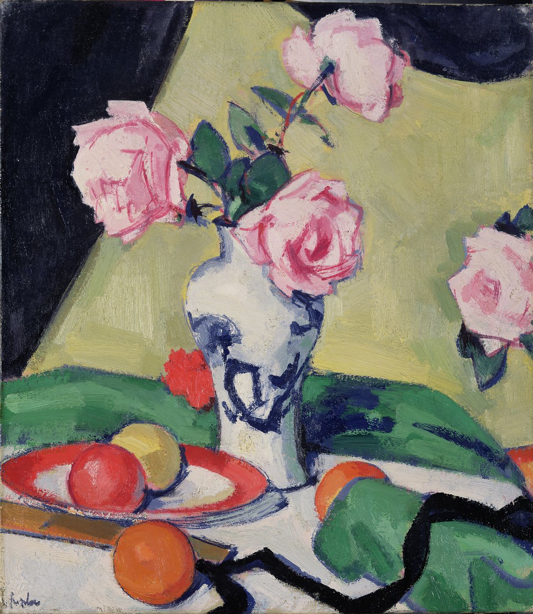 Stilleben med japansk krukke og roser, ca. 1919 af Samuel John Peploe