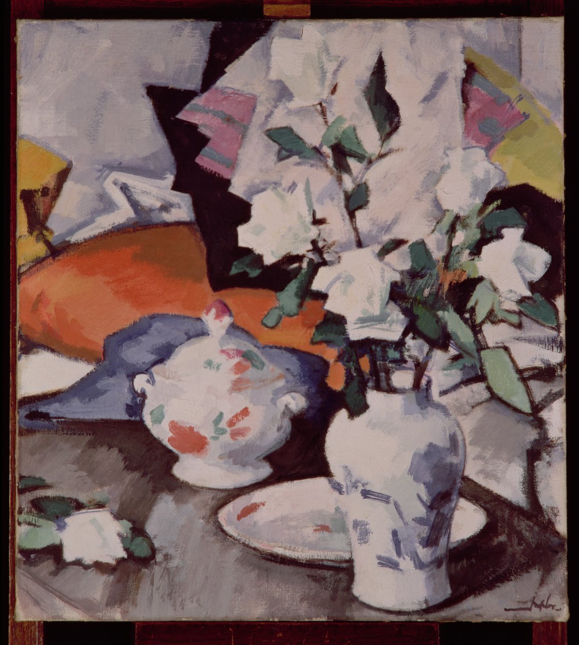 Hvide roser i en vase af Samuel John Peploe