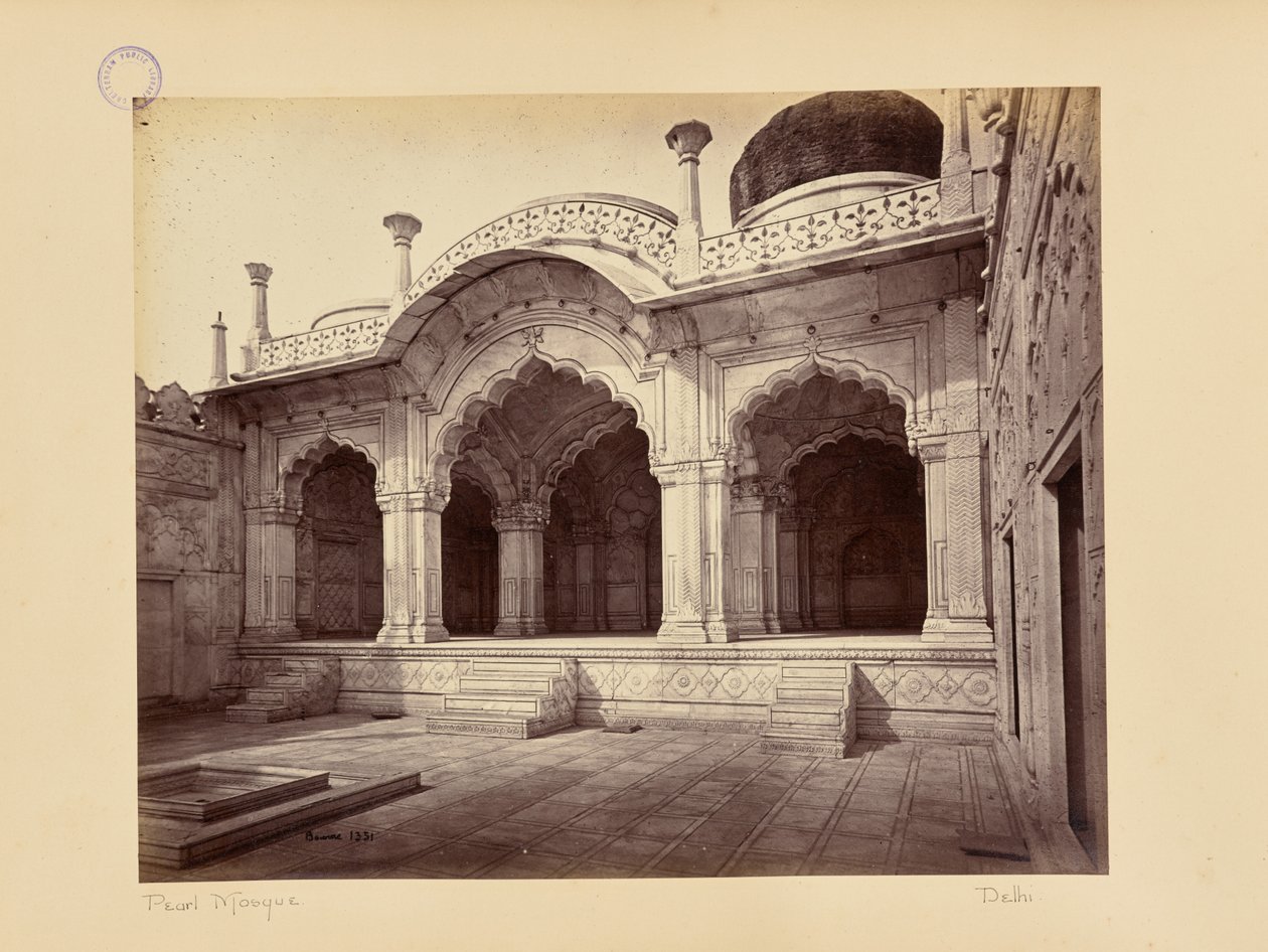 Delhi; paladset, Moti Masjid (Perlemoskéen) af Samuel Bourne