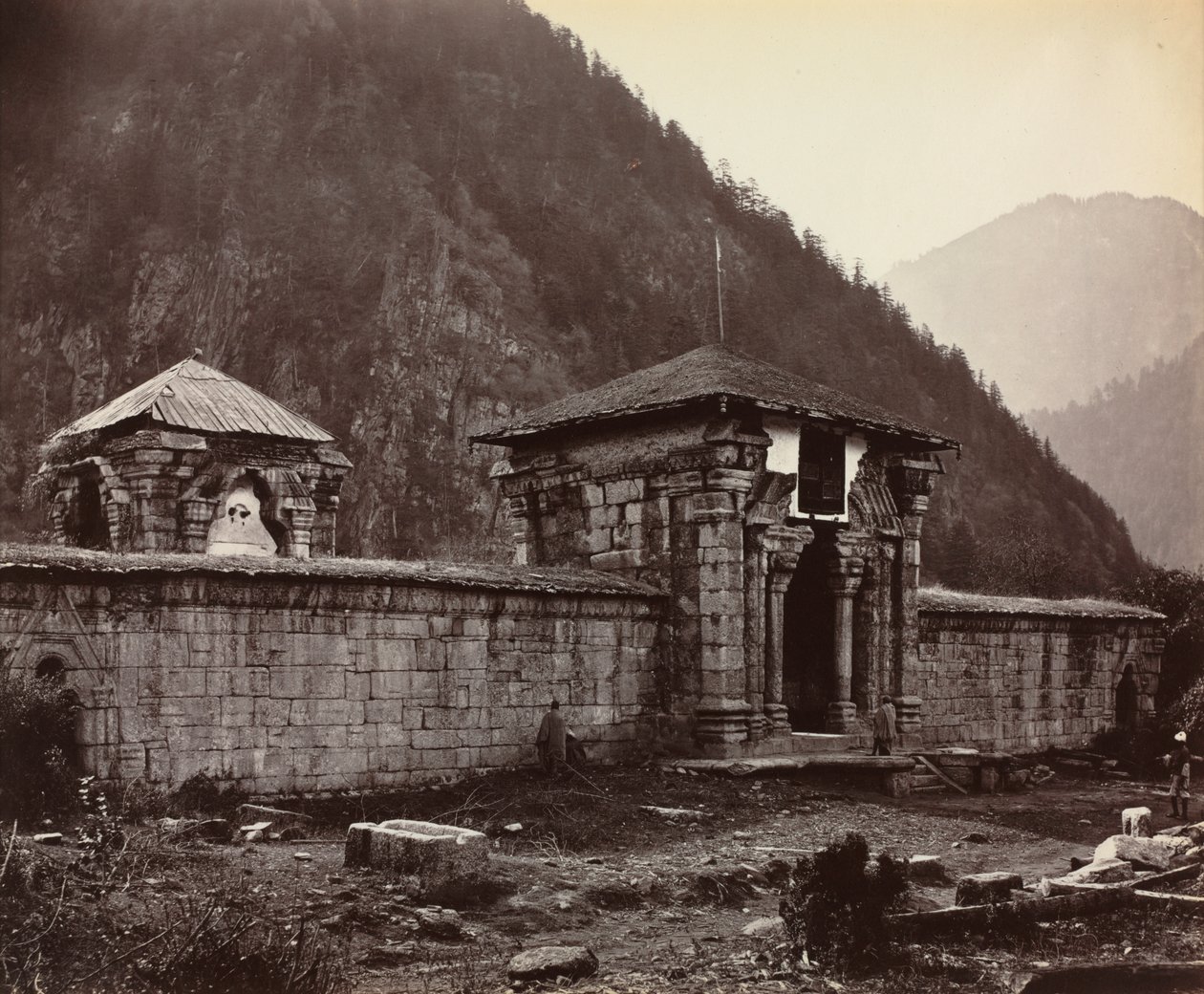 Templet i Naveshera, Kashmir, Indien af Samuel Bourne