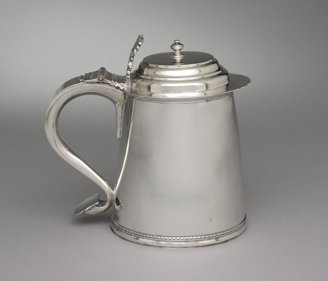 Tankard, ca. 1710 af Samuel Vernon