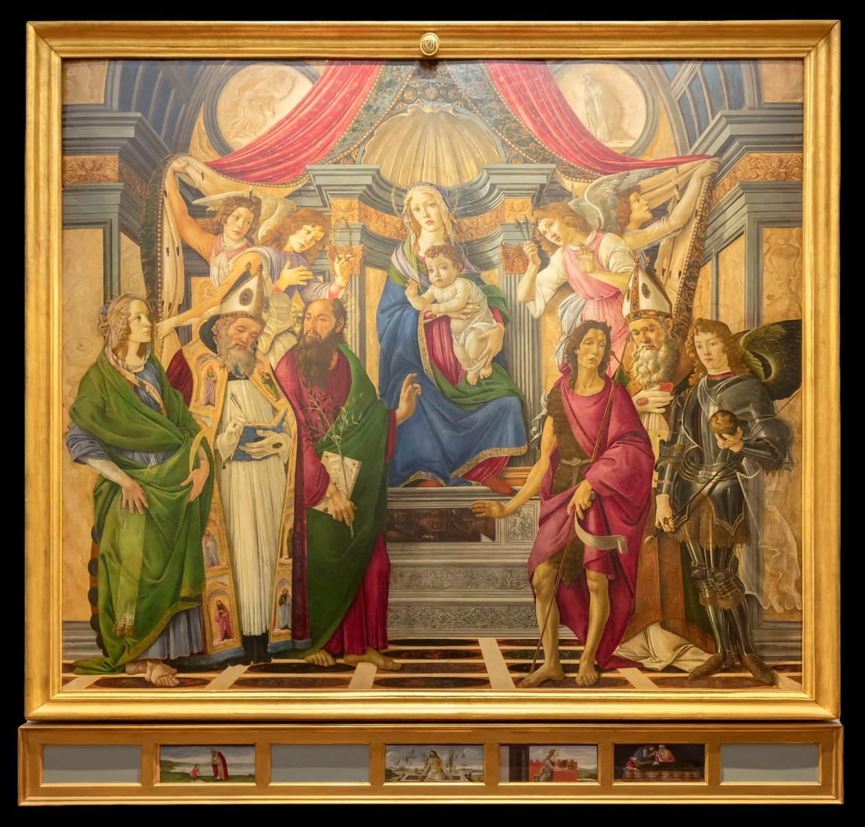 Altertavle, hovedpanel: tronende Madonna, fire engle og helgener af Sandro Botticelli