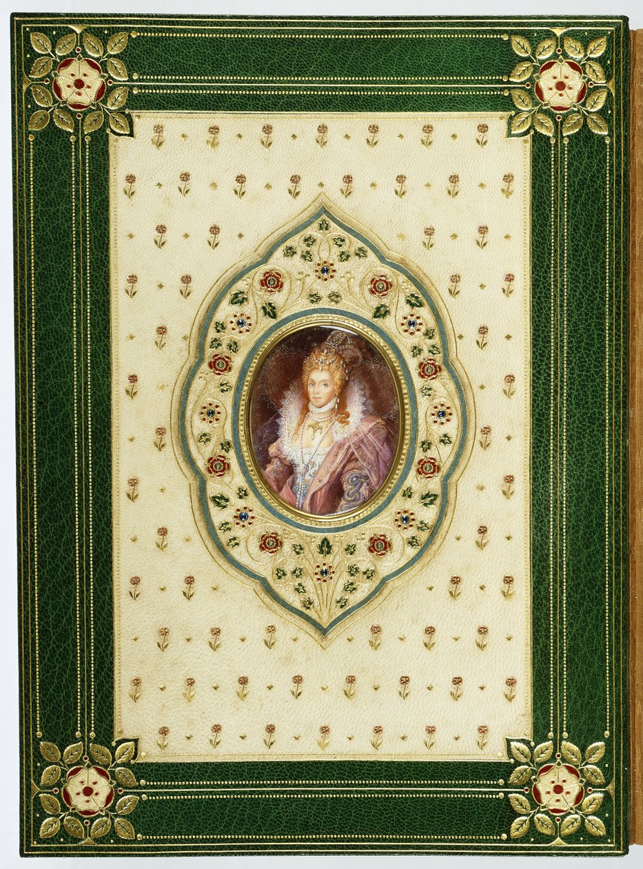 Et ovalt portræt af dronning Elizabeth I (grønt marokkansk læder, cremevandet silke, safirer, pai) af Sangorski and Sutcliffe