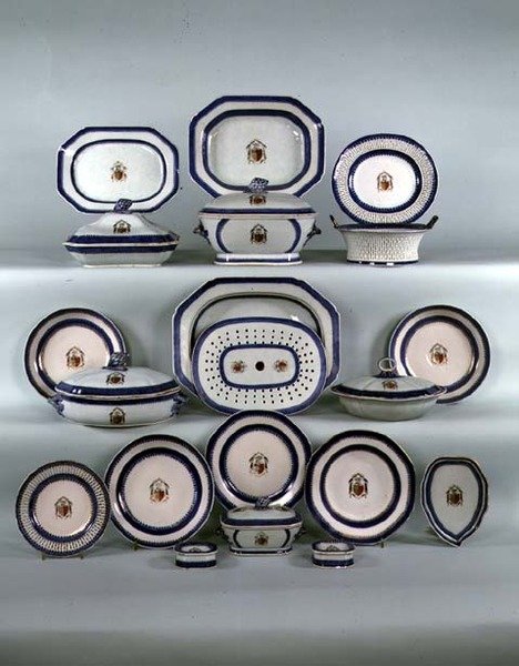 Kinesisk eksportmiddagsservice, ca. 1790 (keramik) af School Chinese