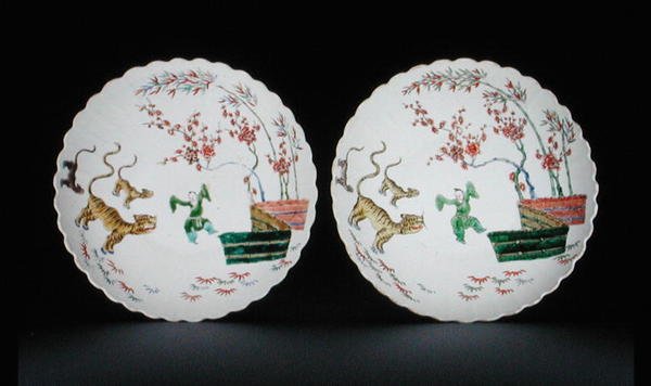 Par fade dekoreret med famille verte emalje i Kakiemon stil, Kangxi periode af School Chinese
