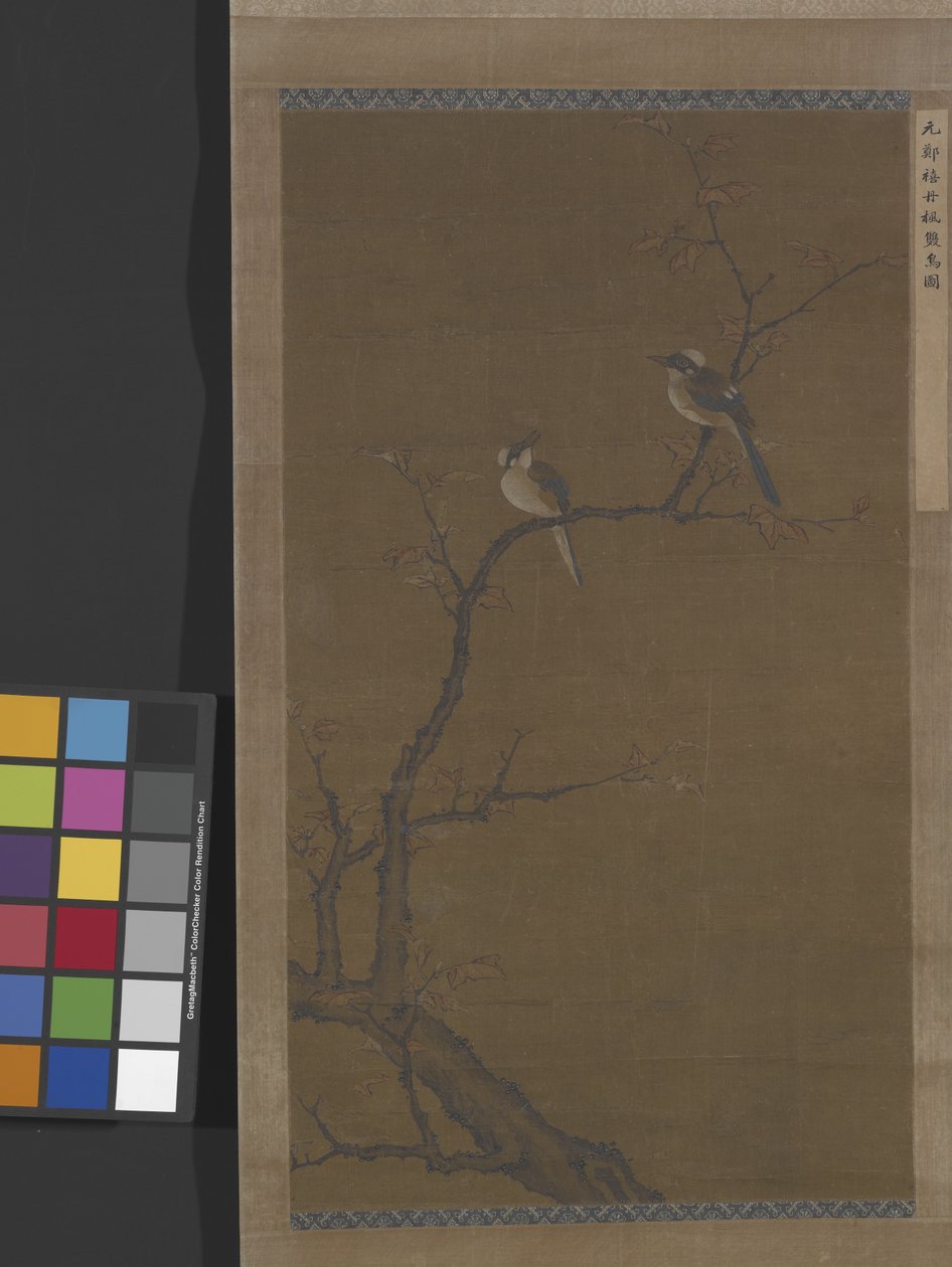 To fugle på en rød ahorn, ca. 1350 (blæk og farve på silke) af School Chinese