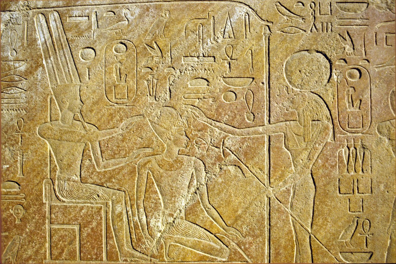 Det gamle Egypten, Vægmaleri/udskæring, Sakhmet henvender sig til Amon Ra og Hatshepsut, Karnak-templet, Luxor af School Egyptian