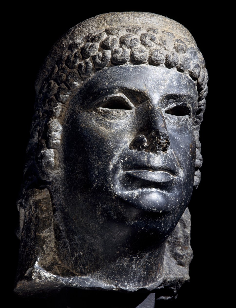 Hoved af Cleopatra III, basaltskulptur. Egyptisk civilisation, ptolemæisk periode, 2. århundrede f.Kr af School Egyptian