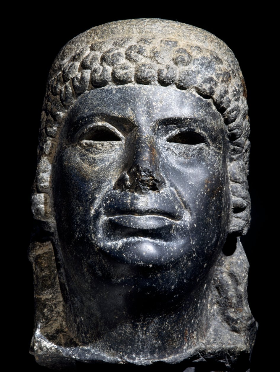 Hoved af Cleopatra III, basaltskulptur. Egyptisk civilisation, ptolemæisk periode, 2. århundrede f.Kr. af School Egyptian