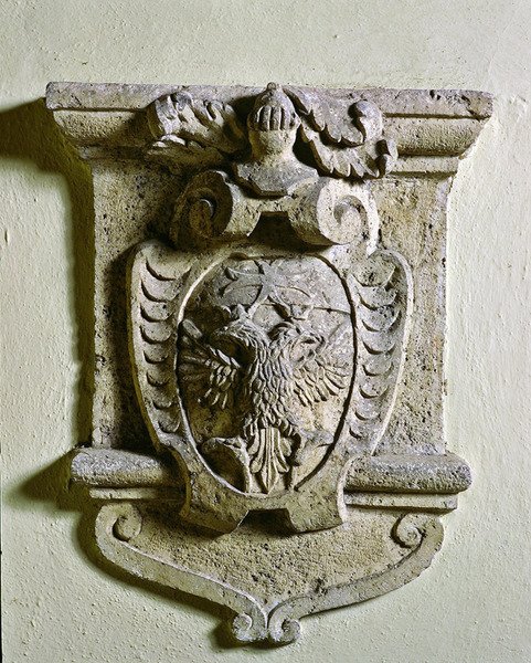 Våbenskjold (marmor) af School Italian