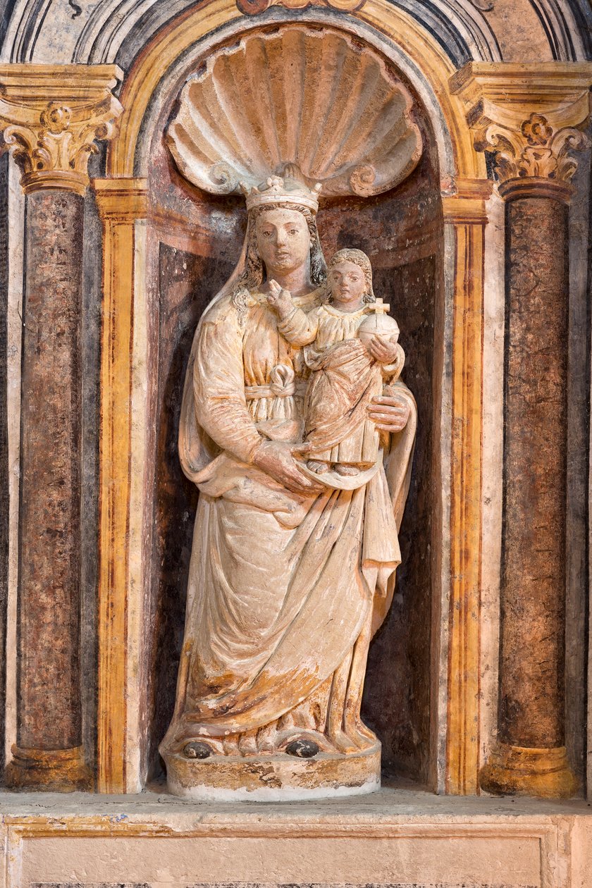 Statue af madonna og barn i Santa Maria della Palomba-kirken, Matera, Italien af School Italian