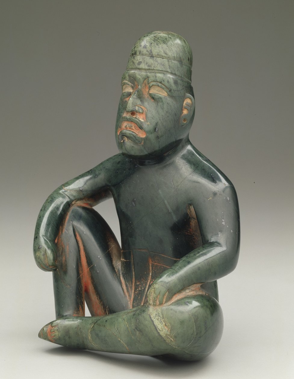 Siddende figur med hævet knæ, Highland Olmec, San Martin Texmelucan af School Mexican