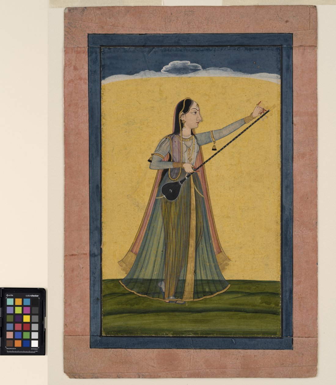 En kvinde stemmer sin tambura, ca. 1740 (ugennemsigtig akvarel på papir) af School Pahari