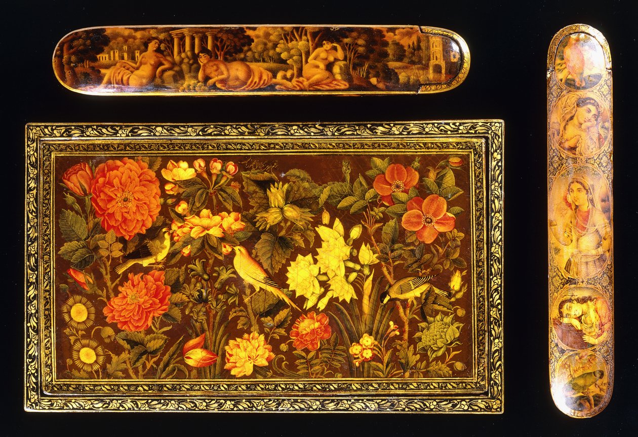 To Qajar lak papir mache penne og et Zand spejl etui af School Persian