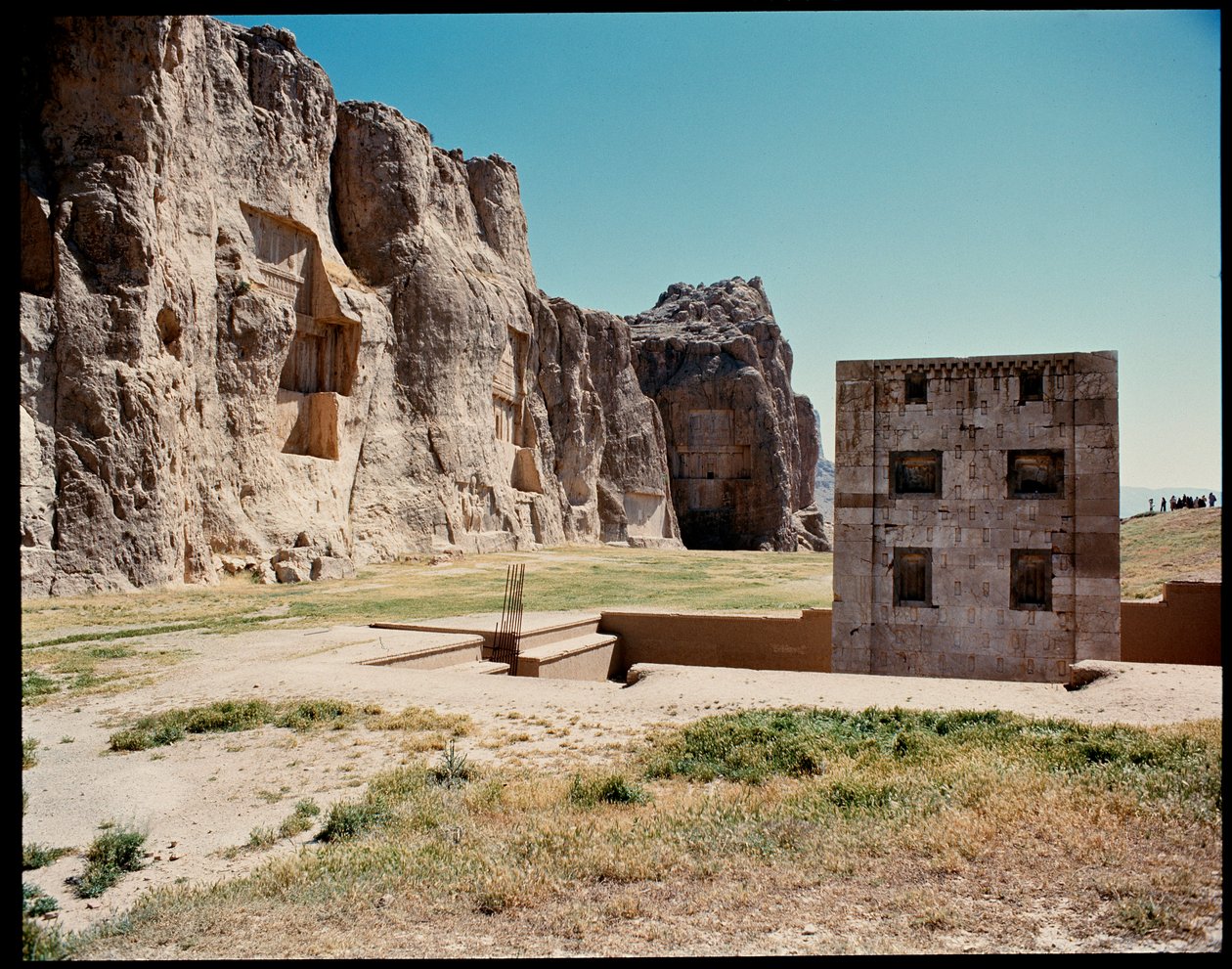 Udsigt over Necropolis og gravene tilhørende Achaemenid-konger og Terningen Zoroaster (Ka