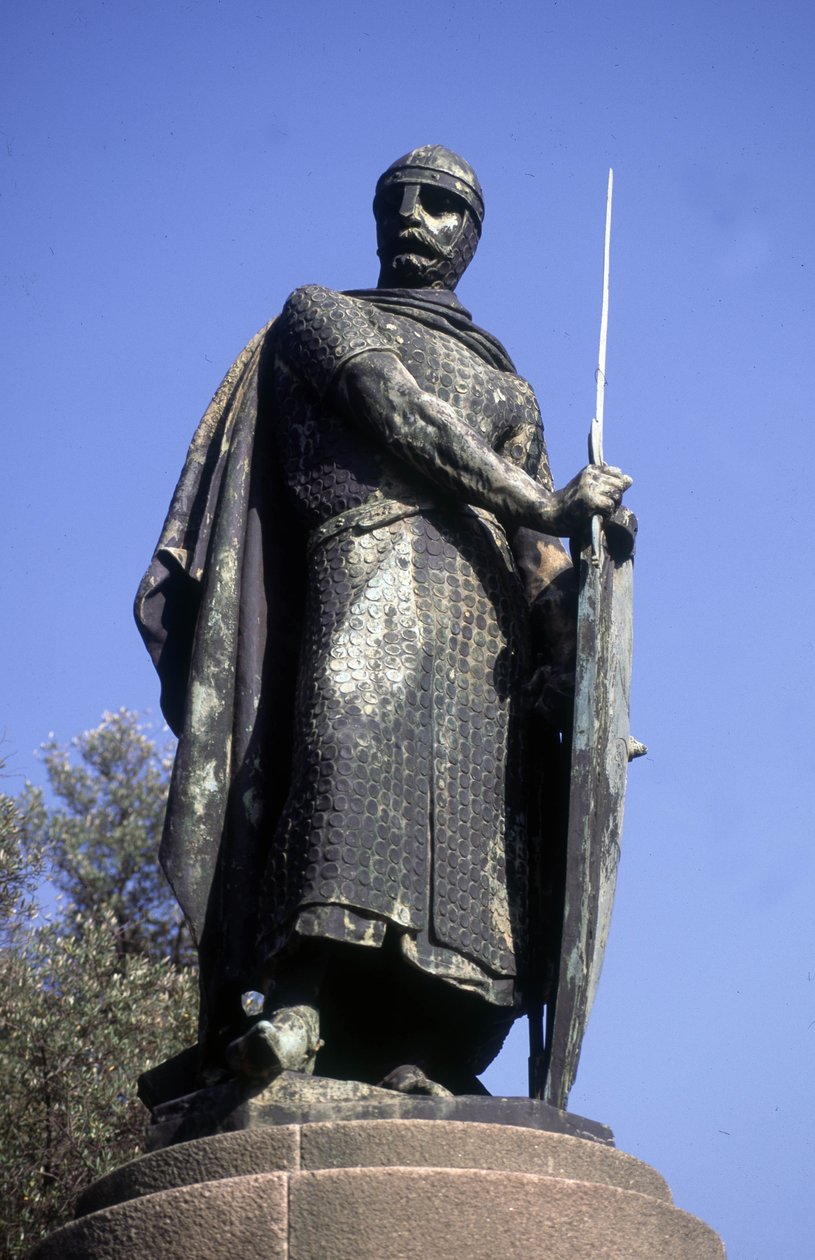 Statue af kong Afonso I, Guimaraes, Portugal (foto) af School Portuguese