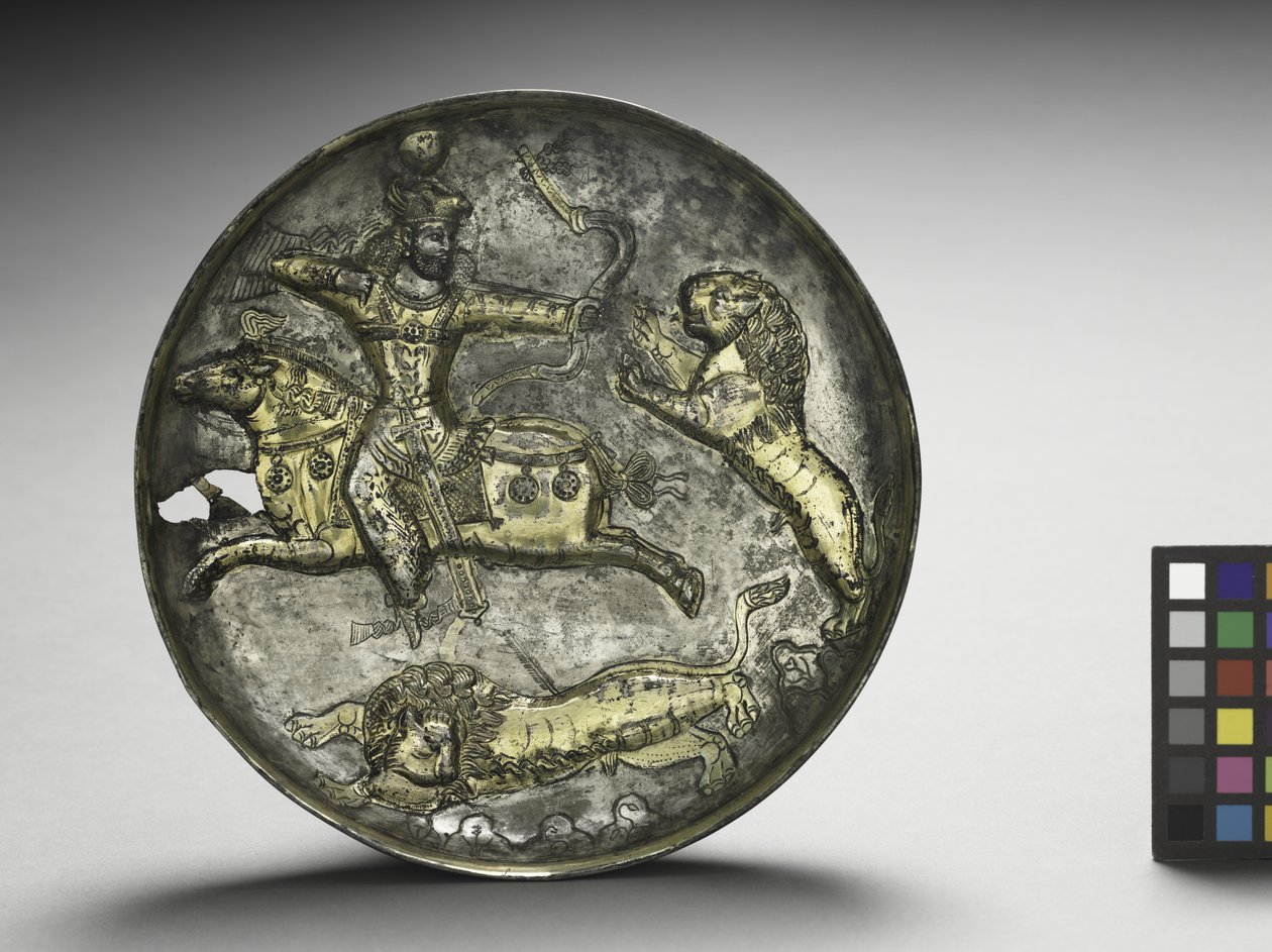 Fad: King Hormizd II eller Hormizd III Jagtløver, 400-600 (forgyldt sølv) af School Sasanian