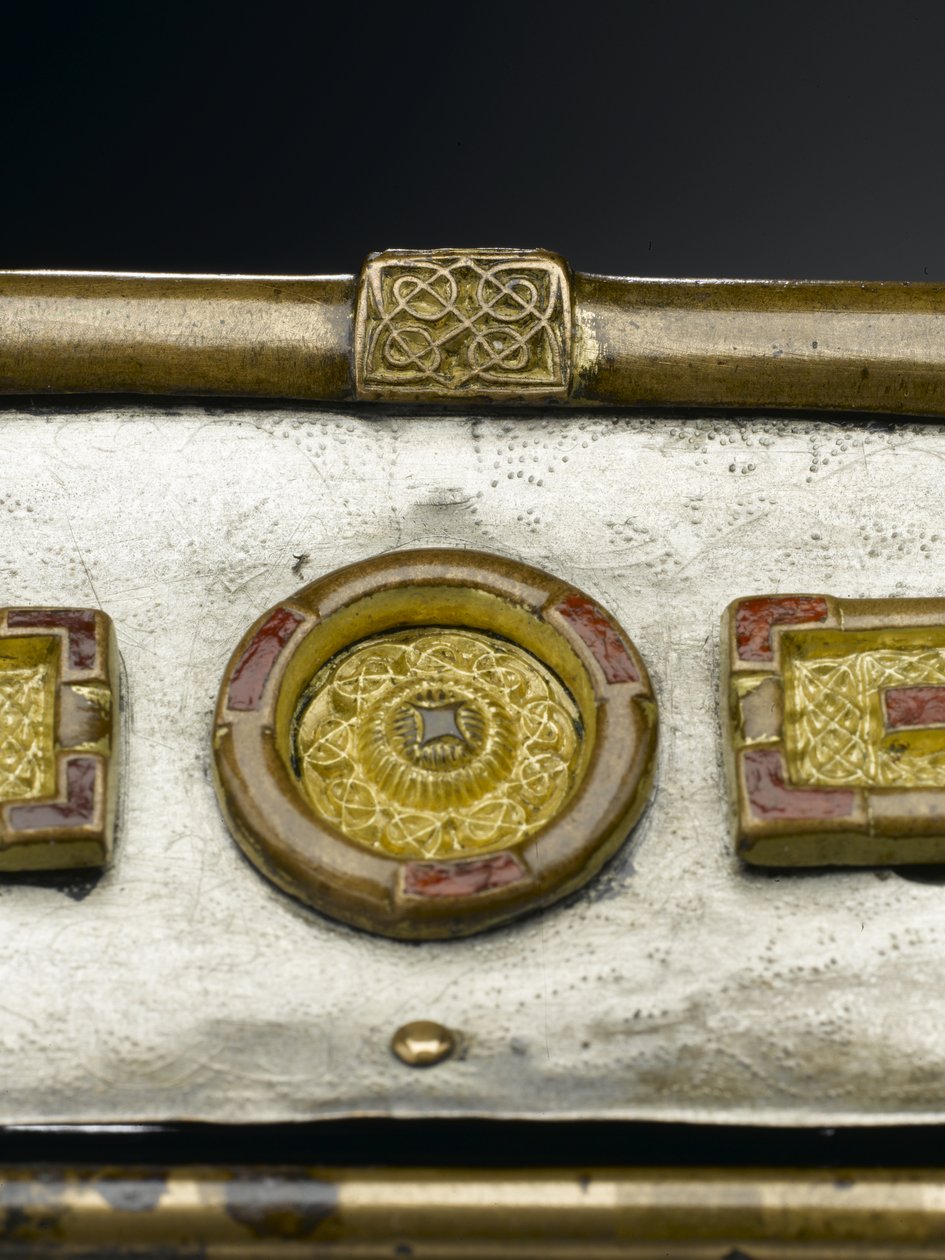 Monymusk-relikvieskrinet, ca. 8. århundrede e.Kr. (bronze, sølv, træ, kobberlegering, glas, emalje) af Scottish School