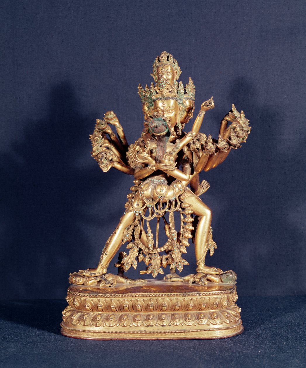 Hevajra og Nairatmya (forgyldt bronze med sølvindlæg) af School Tibetan