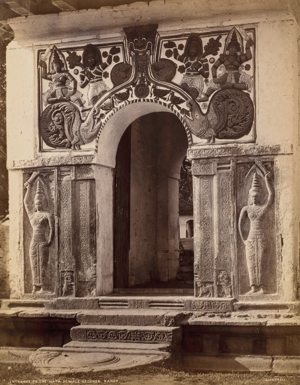 Indgang til t nata murgrund, center, hvad. 160. af Scowen and Co.