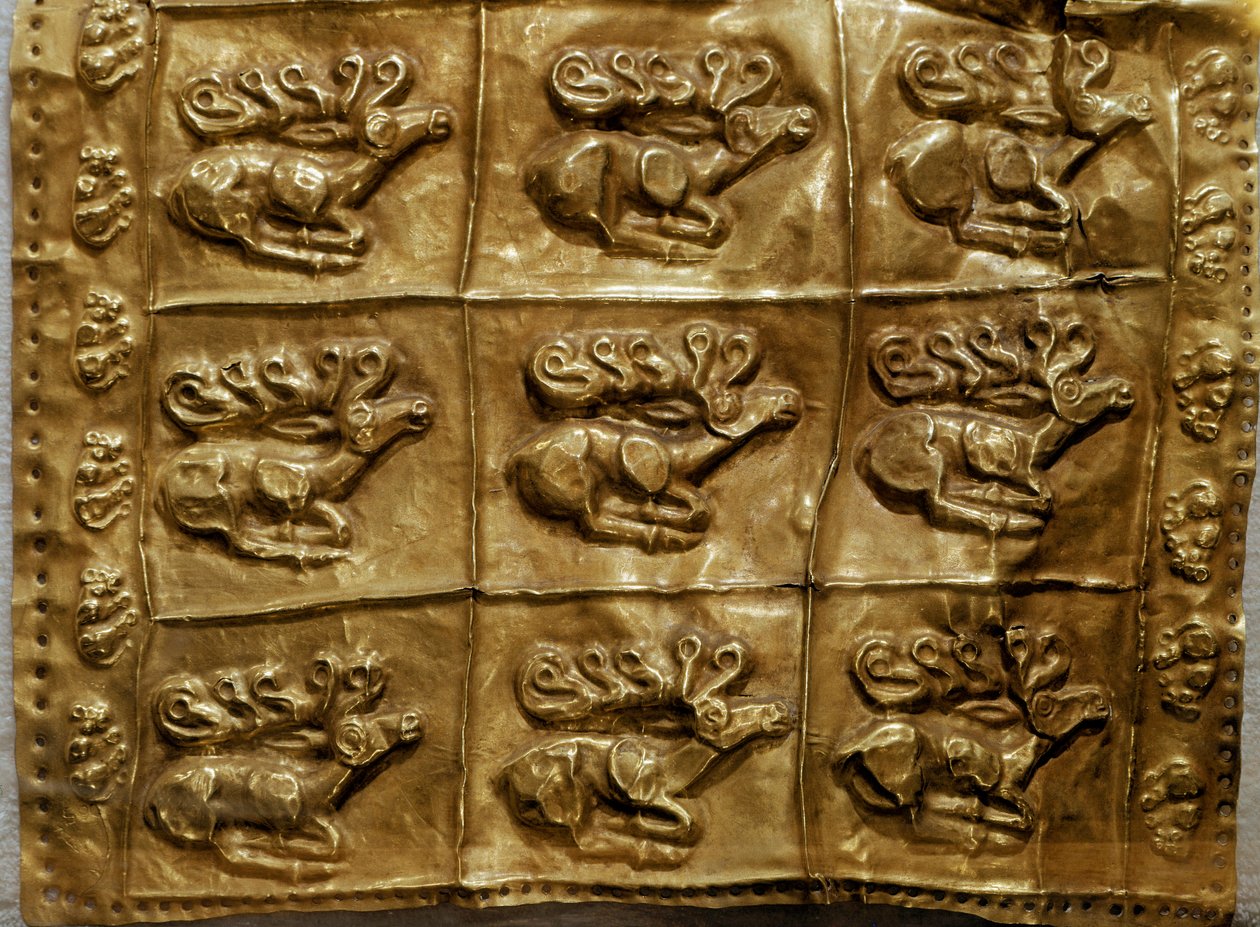 Art Scythian (Scythian civilisation eller Scythia): dæksel af guldkogger dekorerer dyr (hjort). Fra Tumulus nr. 4 i Kelermes, Krasnodar-regionen, Kuban, Rusland, 7. århundrede f.Kr. af Scythian