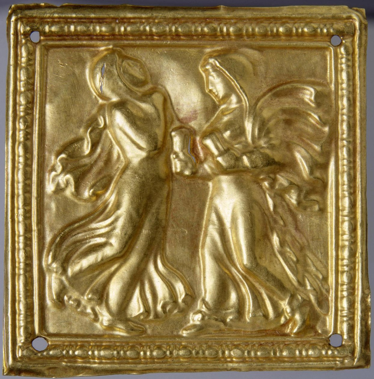 Art des steppes - skytisk kunst : Firkantet plakette med dansere. Guld, størrelse: H 4,7, 4. århundrede f.Kr., State Hermitage, St. Petersburg af Scythian