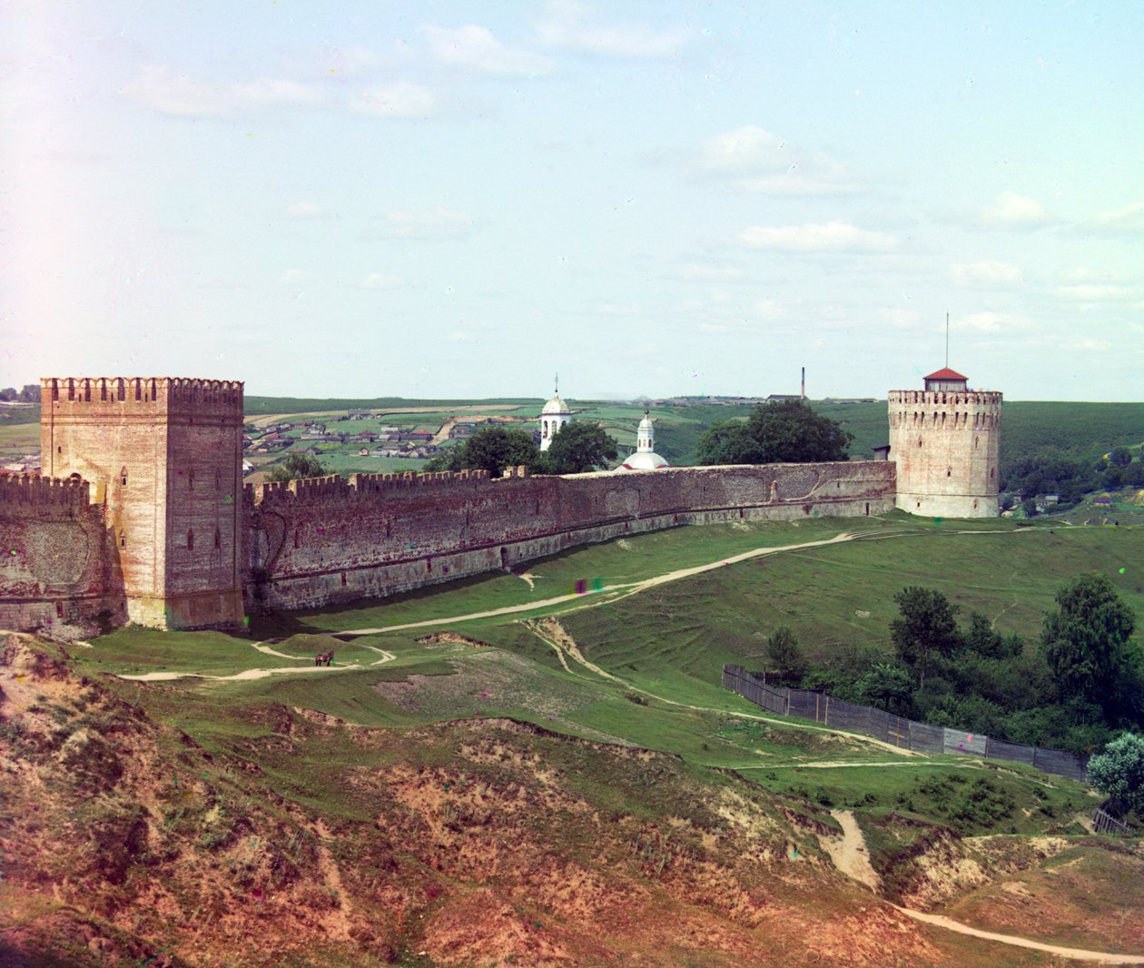 Fæstningsmur med Veselukha tårn. Smolensk, Rusland, udgivet i 1912 af Sergei Mikhailovich Prokudin Gorskii