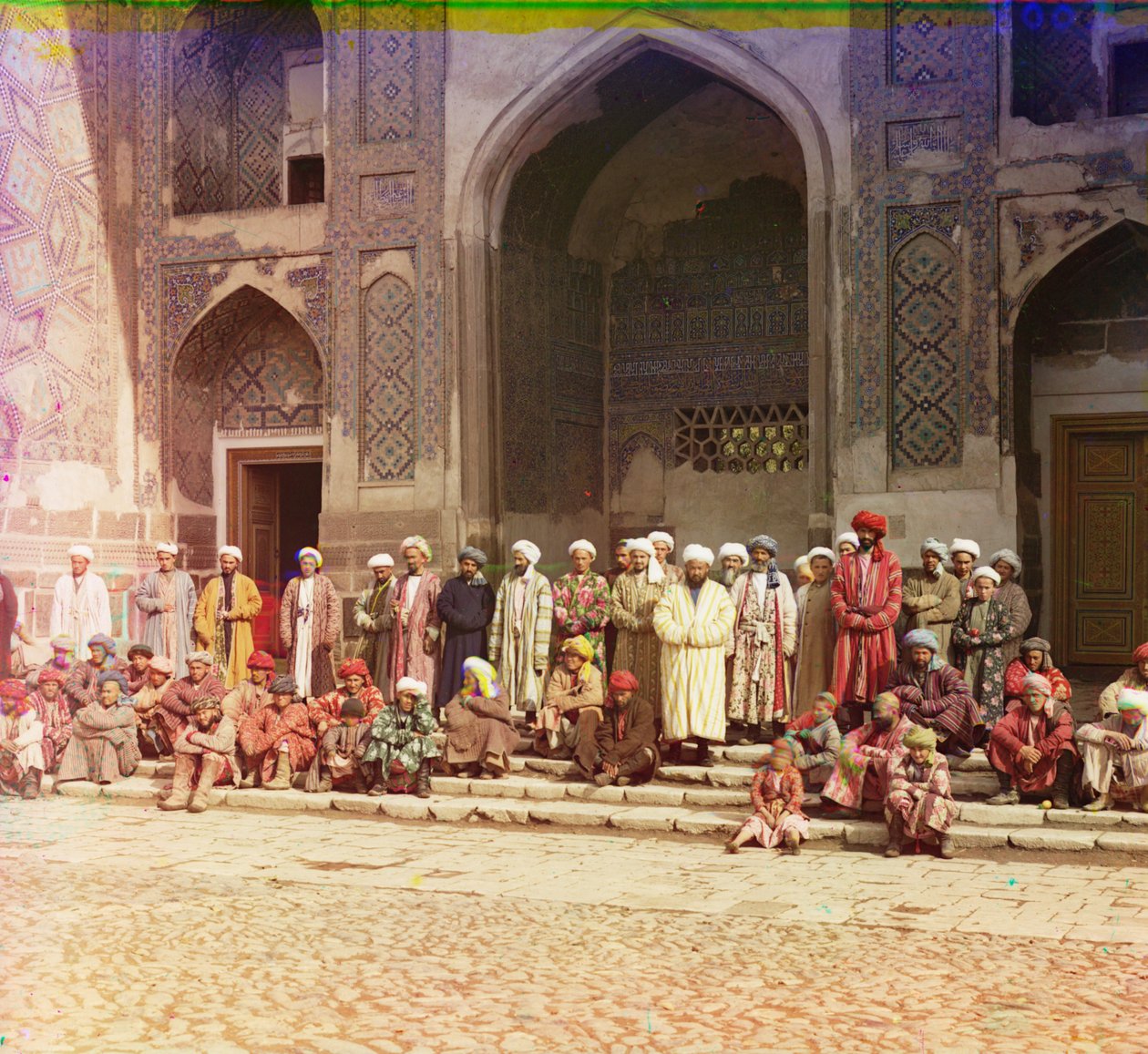 På trappen til moskeen i Samarkand, 1905-1915 af Sergey Prokudin Gorsky