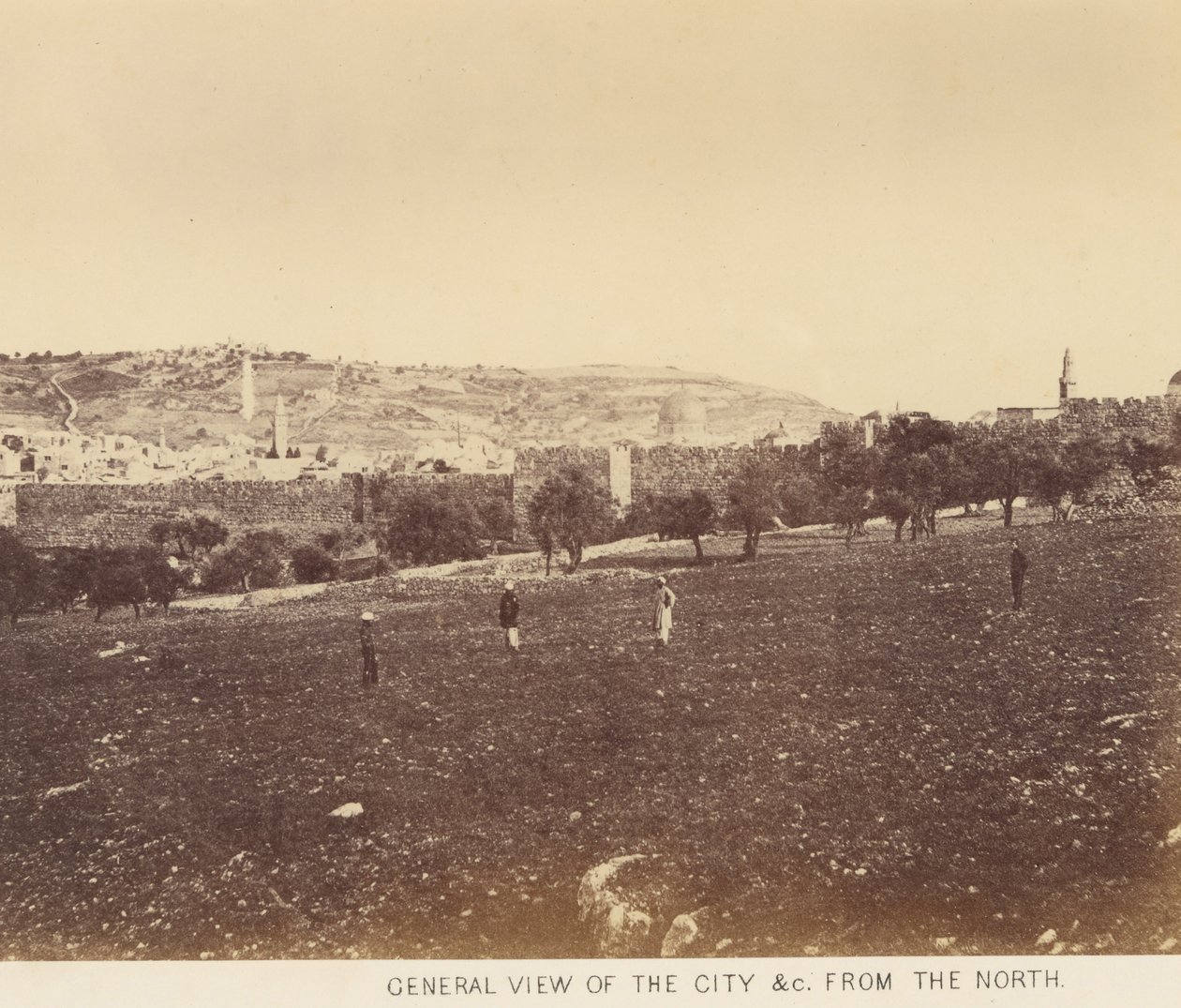 Panoramaudsigt over byen- Generel udsigt over byen undc. fra nord af Sgt. James M. McDonald