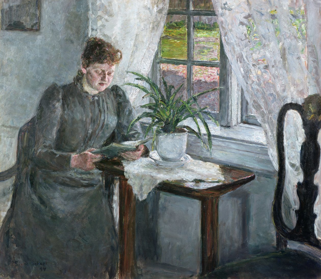Interiør med kvinde, der læser af Signe Scheel