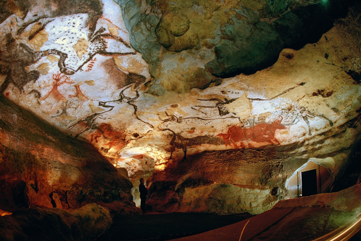 Tyrenes hal med Jacques Marsal, en af opdagerne af Lascaux-hulerne. af Sisse Brimberg