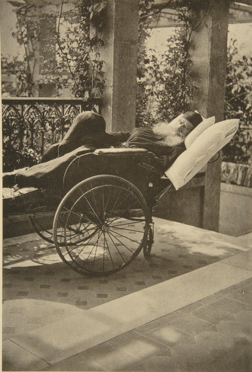 Russisk forfatter Leo Tolstoy i bedring i Gaspra, Krim, Rusland, 1902. af Sophia Andreevna Tolstaya
