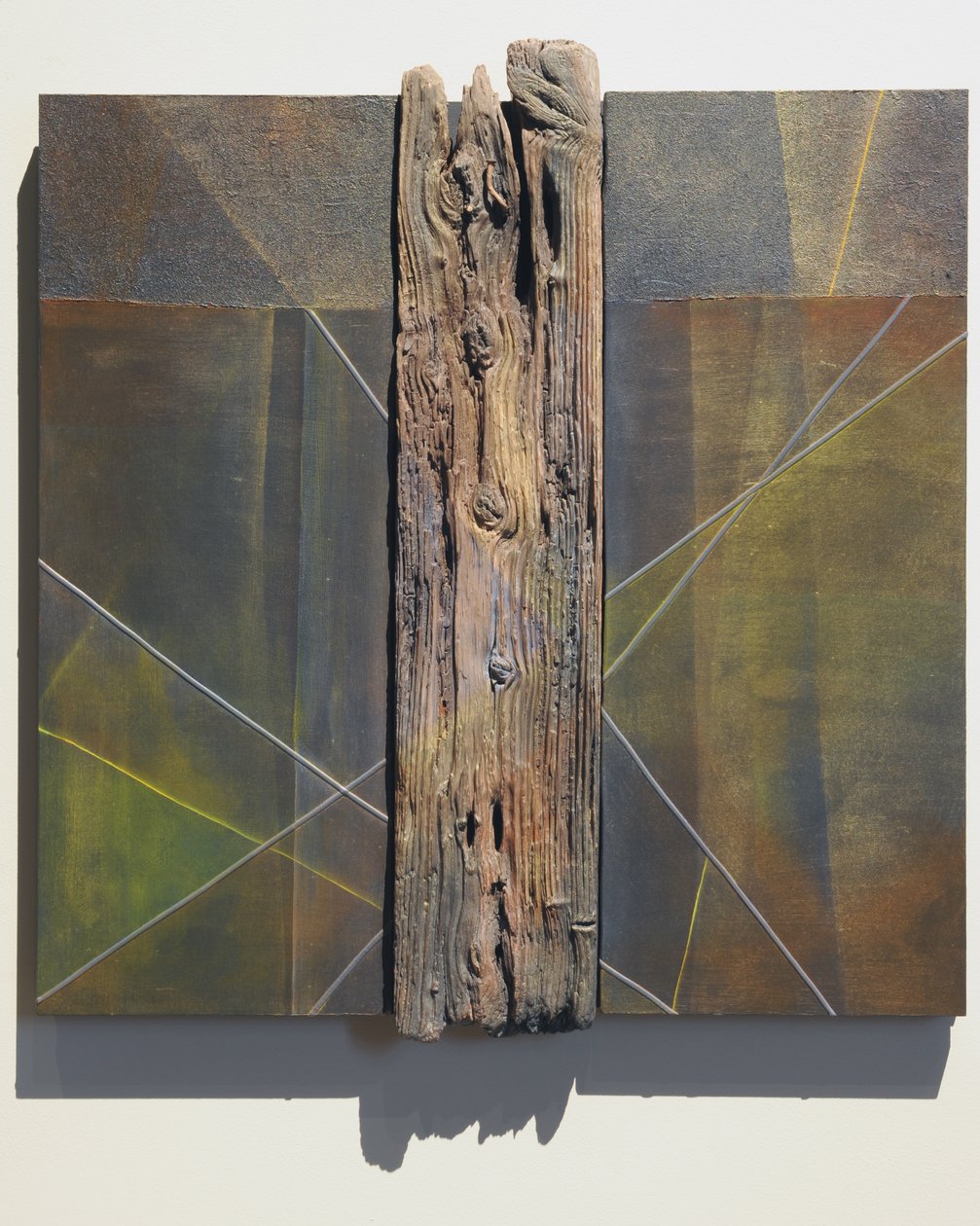 Jesus Accepts Suffering, 2007 (panel, bly, pigment, tekstur, fundne genstande, søm) af Sophie Hacker
