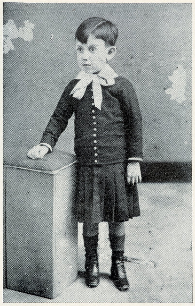 Pablo Picasso, fire år gammel, 1885 af Spanish Photographer