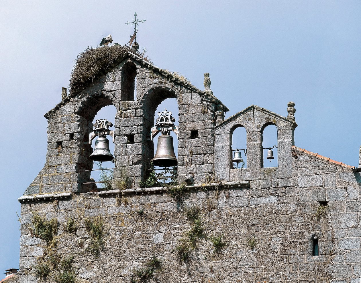 Himmelfartskirkens klokketårn af Spanish School