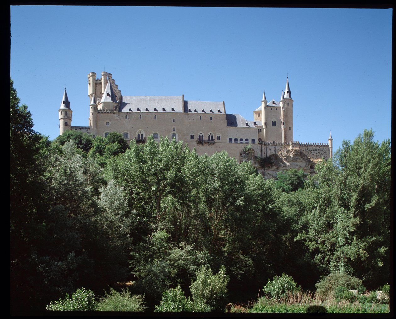 Udsigt over alcazar af Spanish School