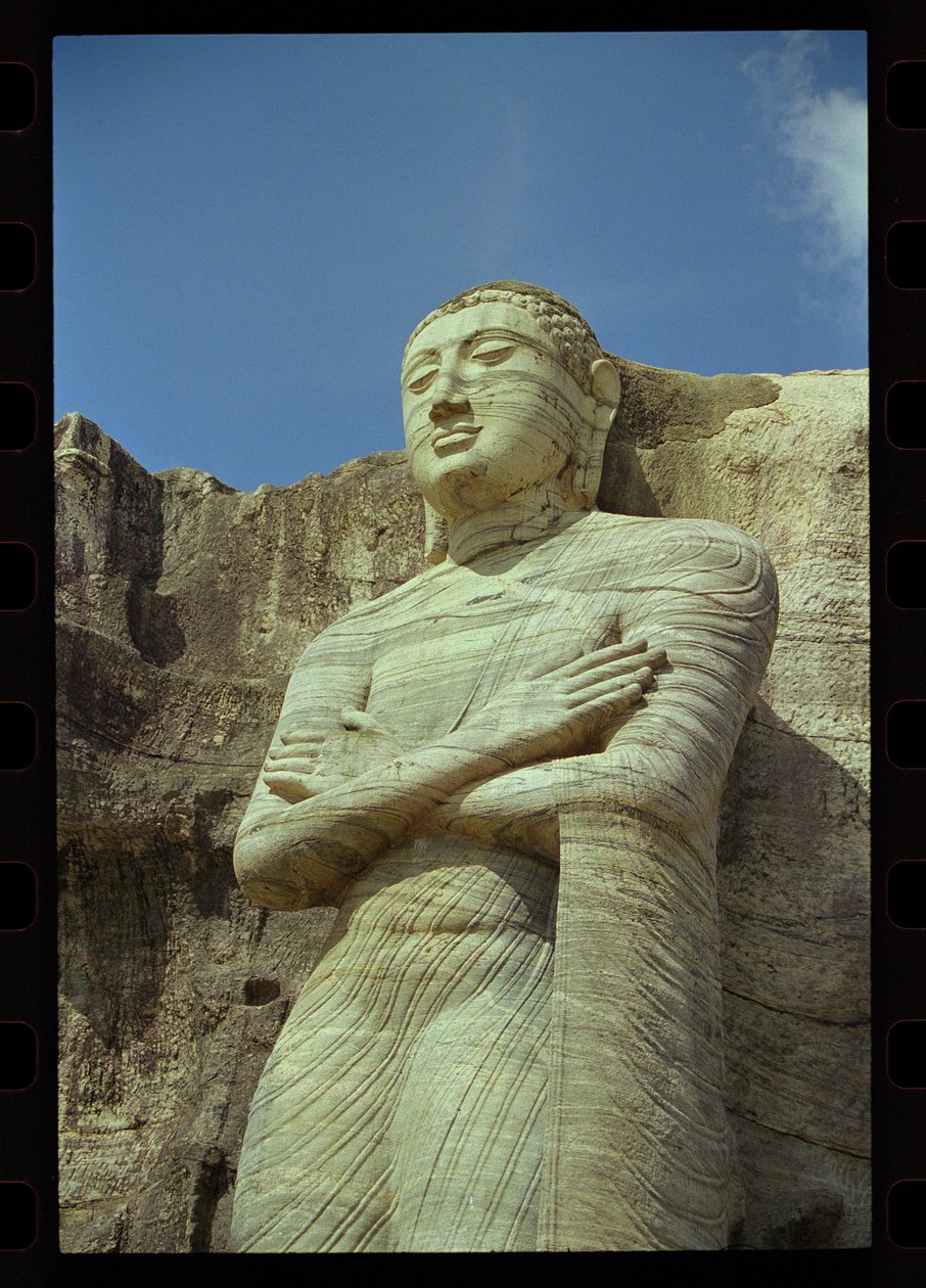 Stående Buddha, Gal Vihara (granit) af Sri Lankan