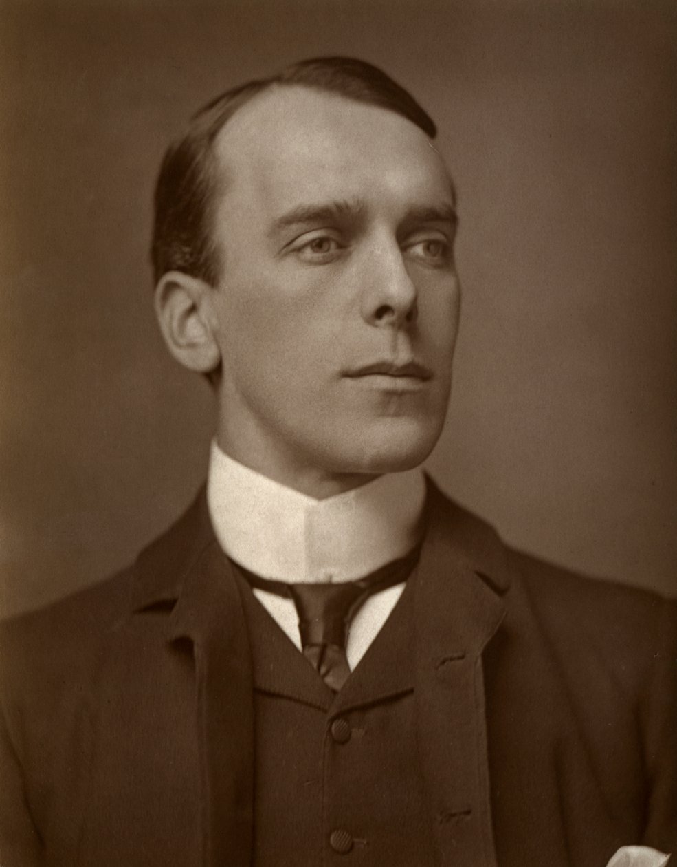 ES Willard, britisk skuespiller, 1883 af St James