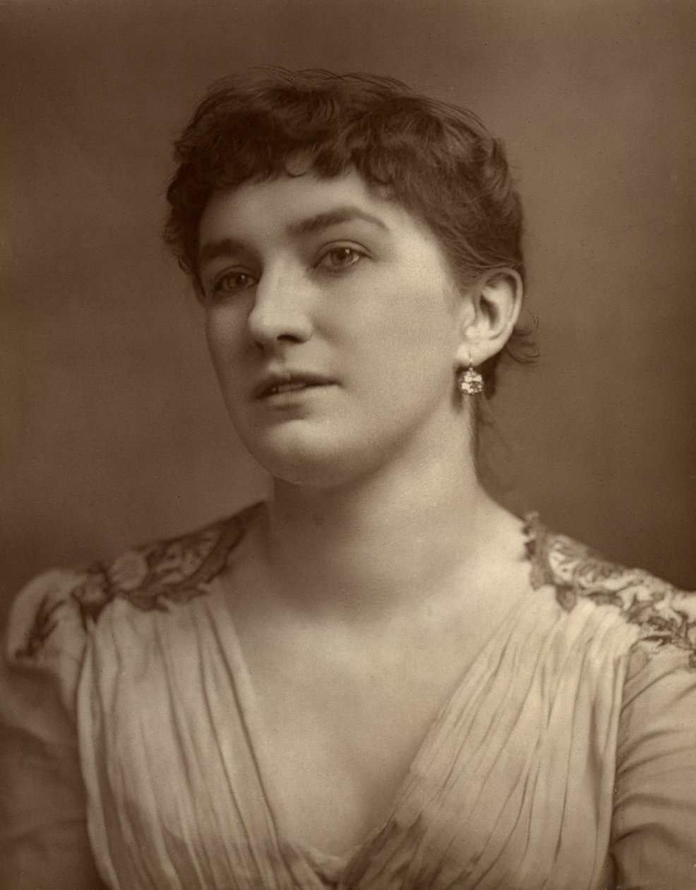 Nelly Bromley, britisk skuespiller og sanger, 1882 af St James