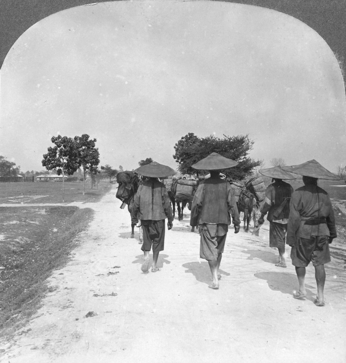 Afsted til Kina fra Bhamo, Burma, 1908 af Stereo Travel Co