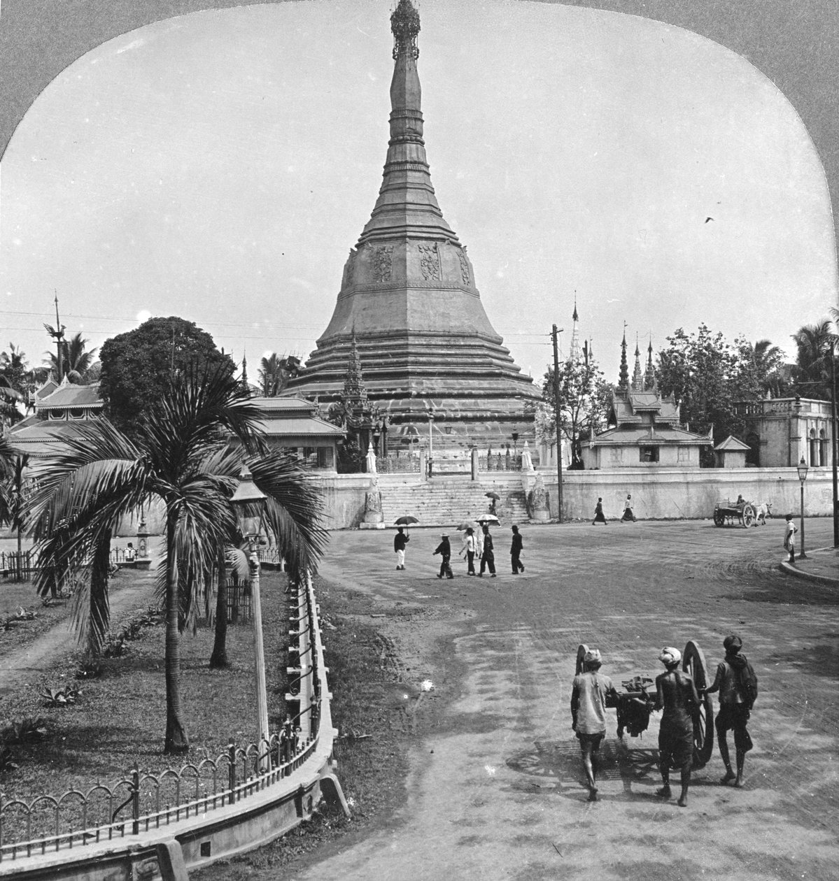 Sule Pagoda fra Pagoda Street, Rangoon, Burma, 1908 af Stereo Travel Co