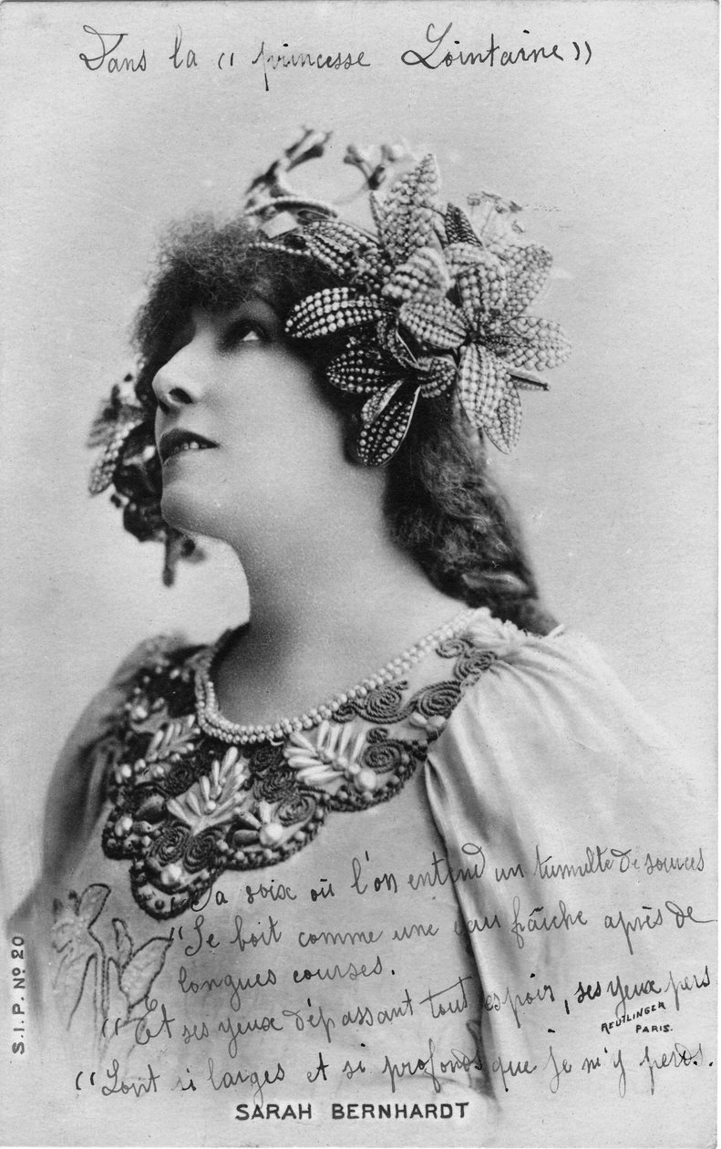 Henriette Rosine Bernard alias Sarah Bernhardt (1844-1923) i rollen som "Den fjerne prinsesse", et stykke af Edmond Rostand (s/h foto) af Studio Reutlinger