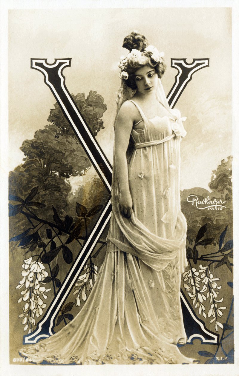 X: Amelie Dieterle, fransk skuespillerinde og sangerinde - Theatre des Varietes, Bouffes Parisiennes, Paris - alfabet på postkort af Studio Reutlinger