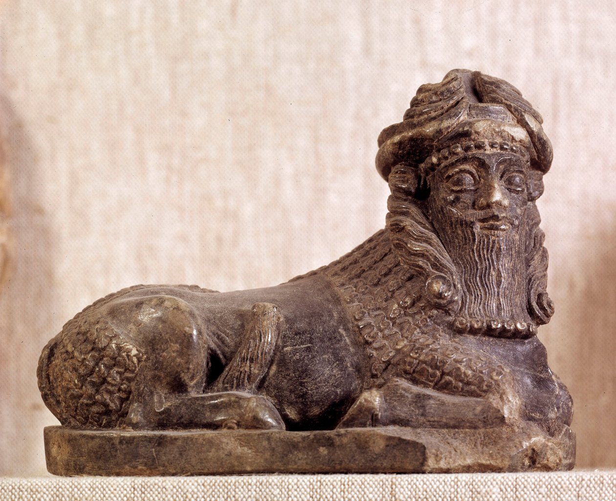 Østlig antikvitet: tyr Pie androcephale. Bronze og sølv statuette. Sumerisk periode. Fra Sumer. Paris, Louvre-museet af Sumerian Sumerian