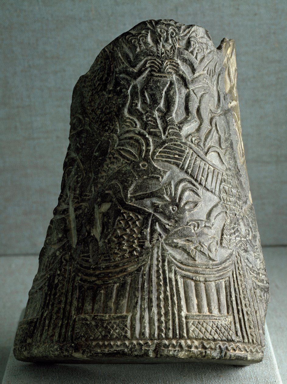 Sumerisk civilisation: slangevasefragment fra det østlige Iran. Svag. 22,5 cm Periode for slutningen af de arkaiske dynastier (2500 f.Kr.) Bagdad, National Iraq Museum af Sumerian Sumerian