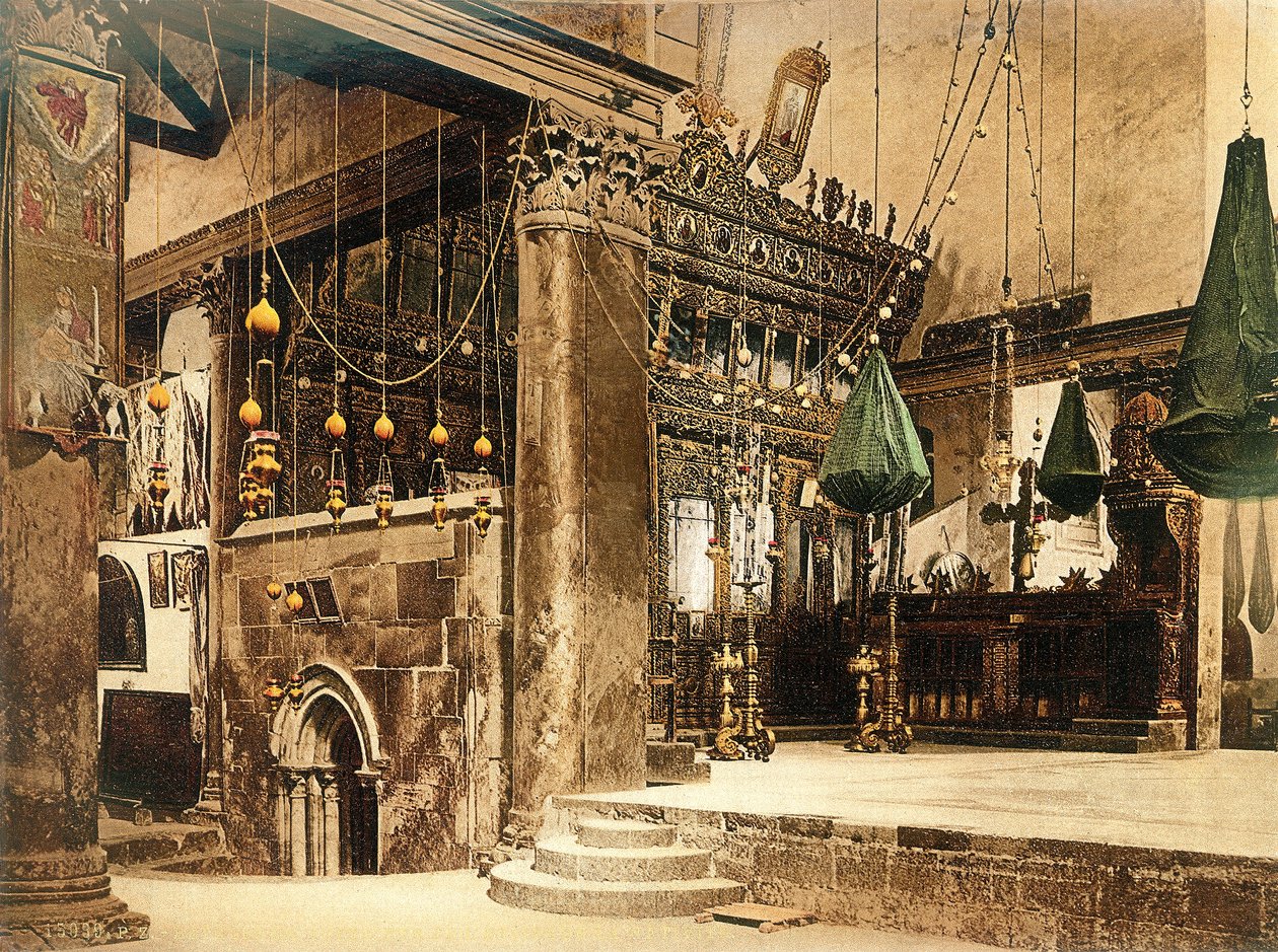 Interiør af Fødselskirken, Betlehem, ca. 1880-1900 (fotokrom) af Swiss Photographer