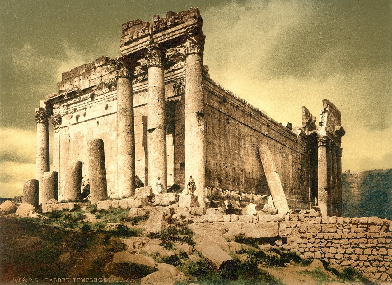Bacchus-templet, Baalbek, ca. 1880-1900 (fotokrom) af Swiss Photographer