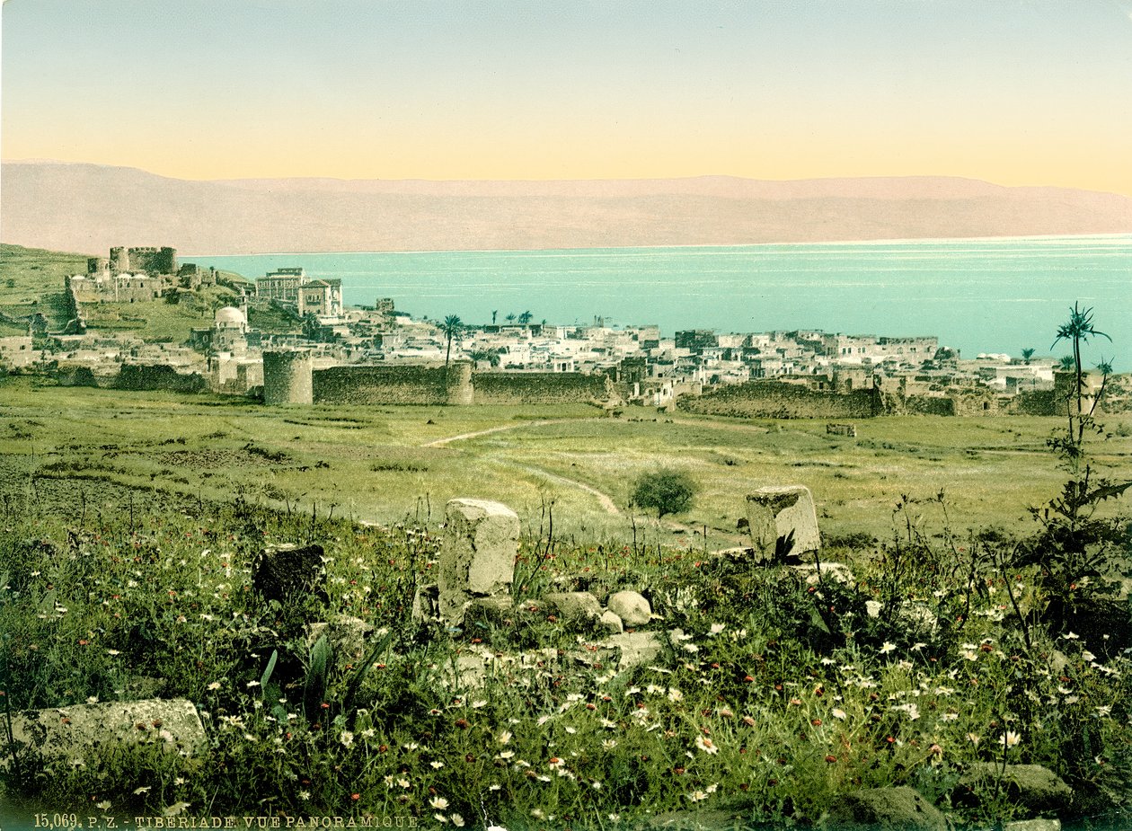 Udsigt over Tiberias fra syd, ca. 1880-1900 (fotokrom) af Swiss Photographer