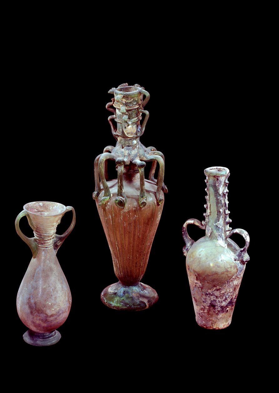 Orientalsk kunst: glasvaser af syrisk produktion. 1. til 5. århundrede e.Kr. Paris, Louvre-museet af Syrian